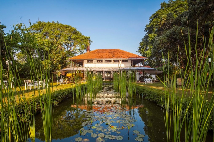 rich-colonial-experiences